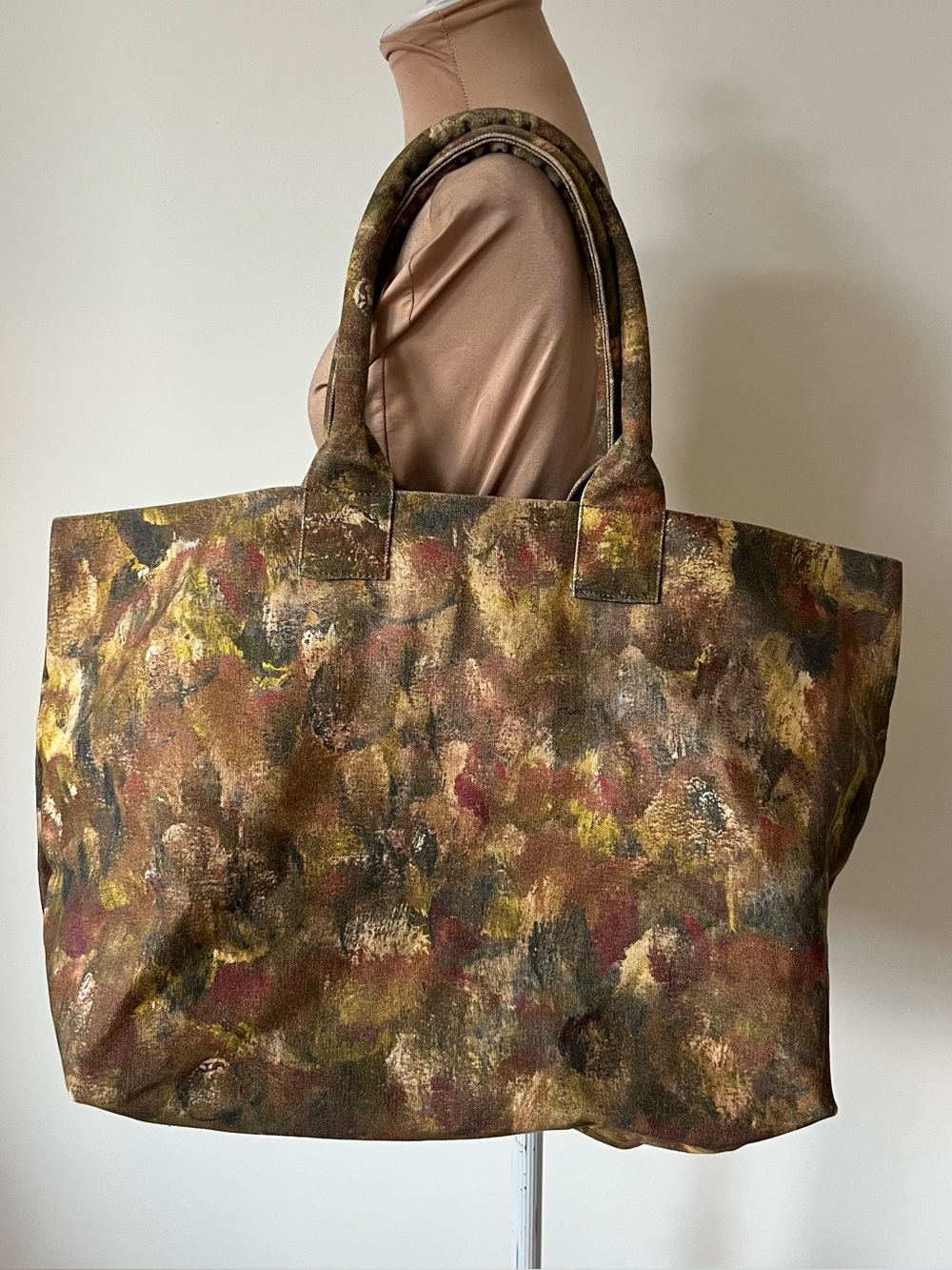 Martyn Thompson Studio 2 Strap Canvas Abstract Multi Color Design Large Tote Bag